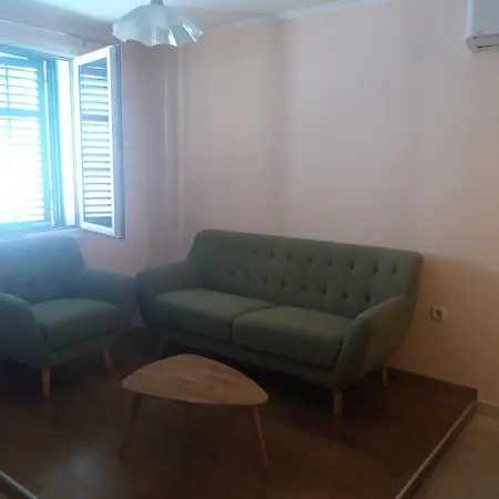 Apartment Lin Stone House In The Centar *